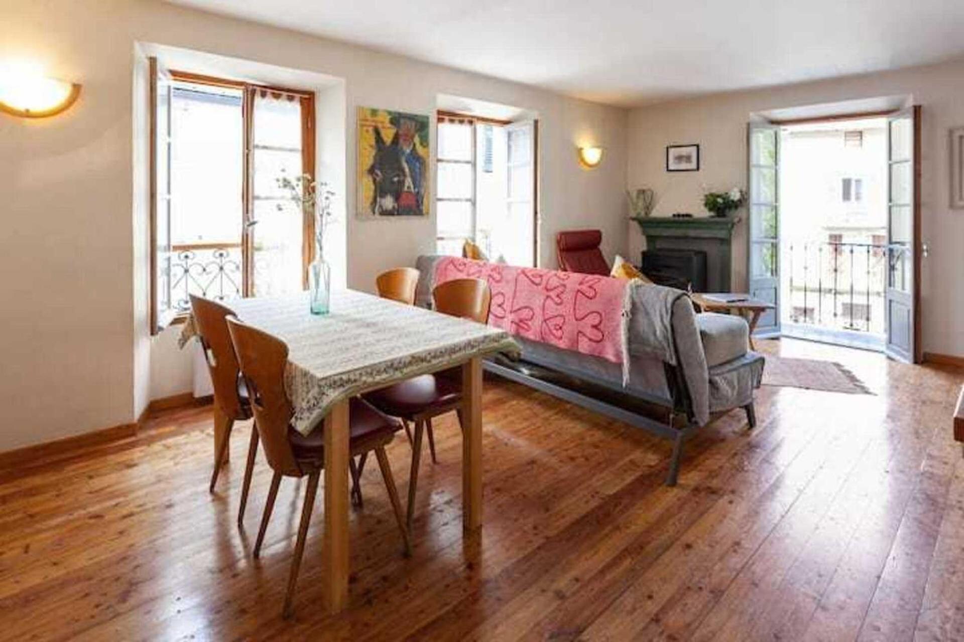 Sunny 1-Bed Apartment In Lovely Mountain Village La Brigue Exteriér fotografie