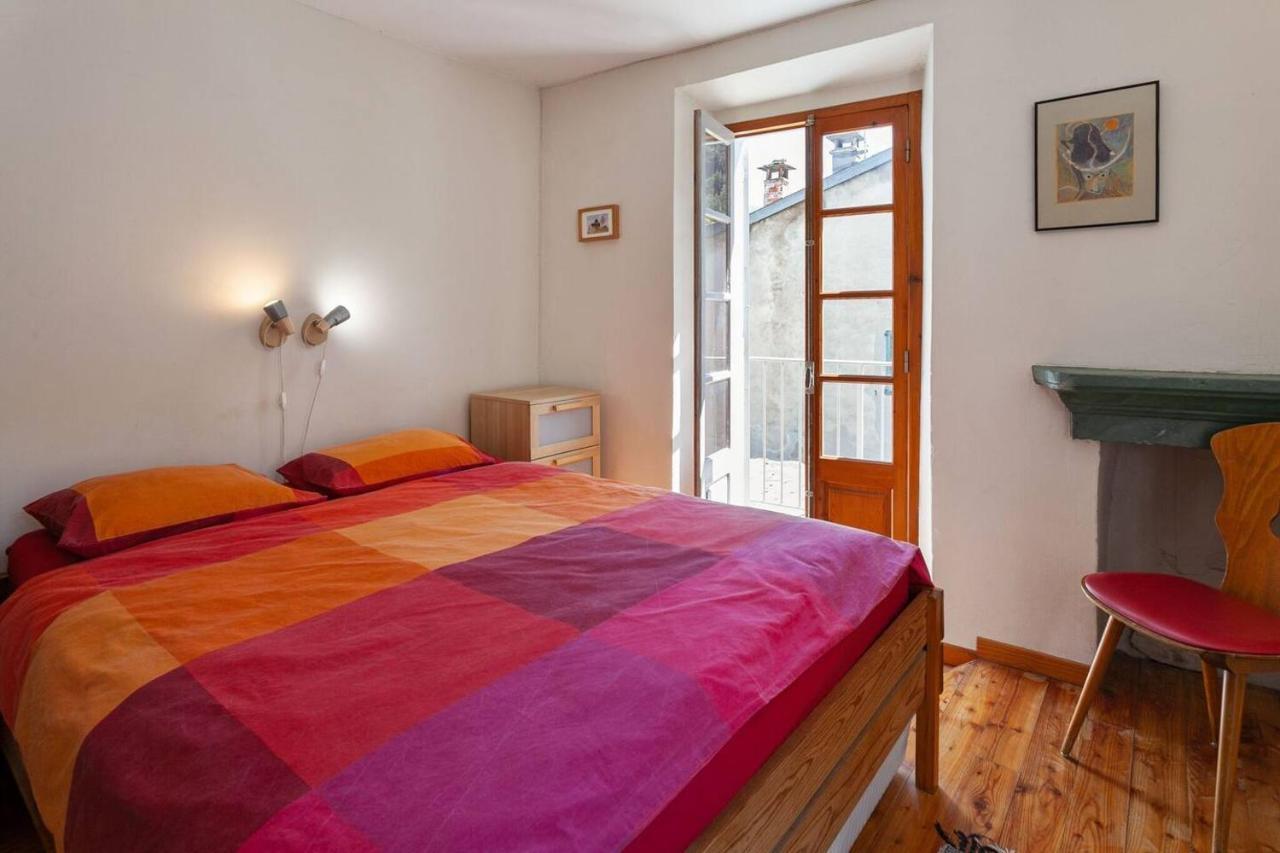 Sunny 1-Bed Apartment In Lovely Mountain Village La Brigue Exteriér fotografie