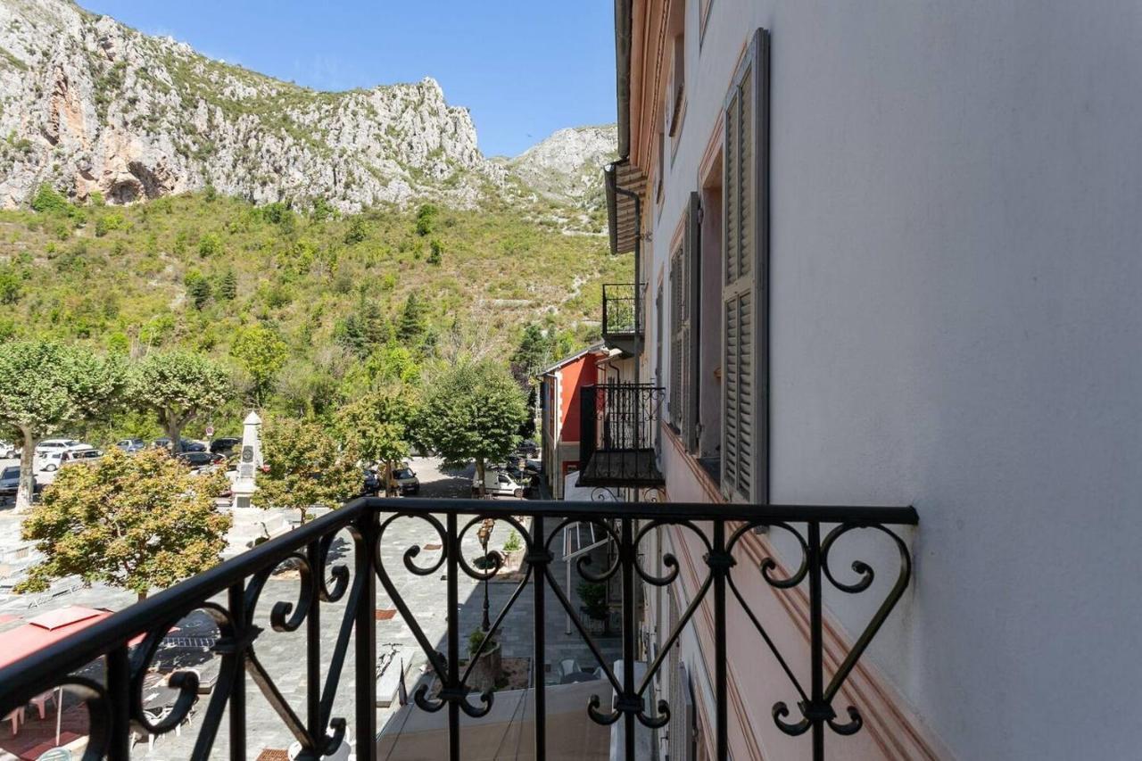 Sunny 1-Bed Apartment In Lovely Mountain Village La Brigue Exteriér fotografie
