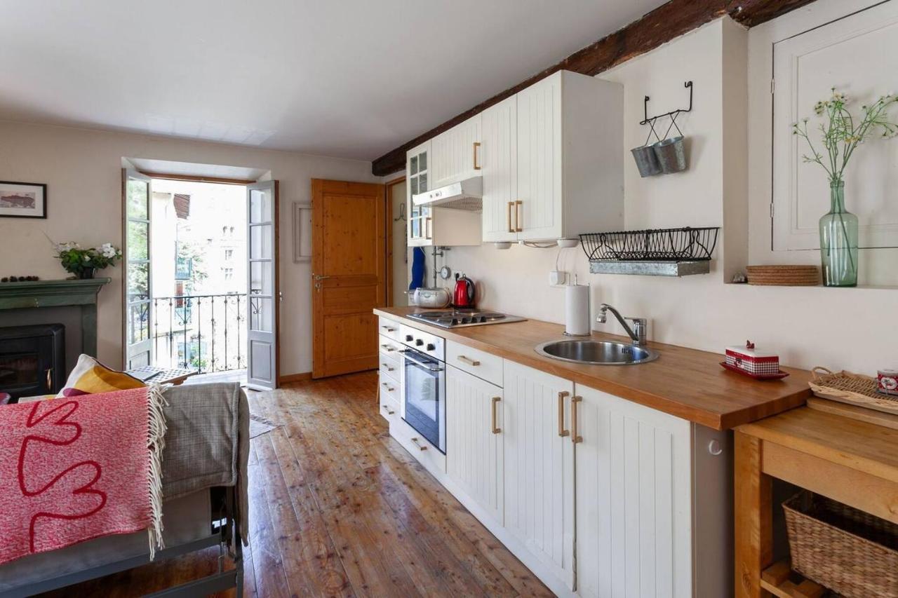 Sunny 1-Bed Apartment In Lovely Mountain Village La Brigue Exteriér fotografie